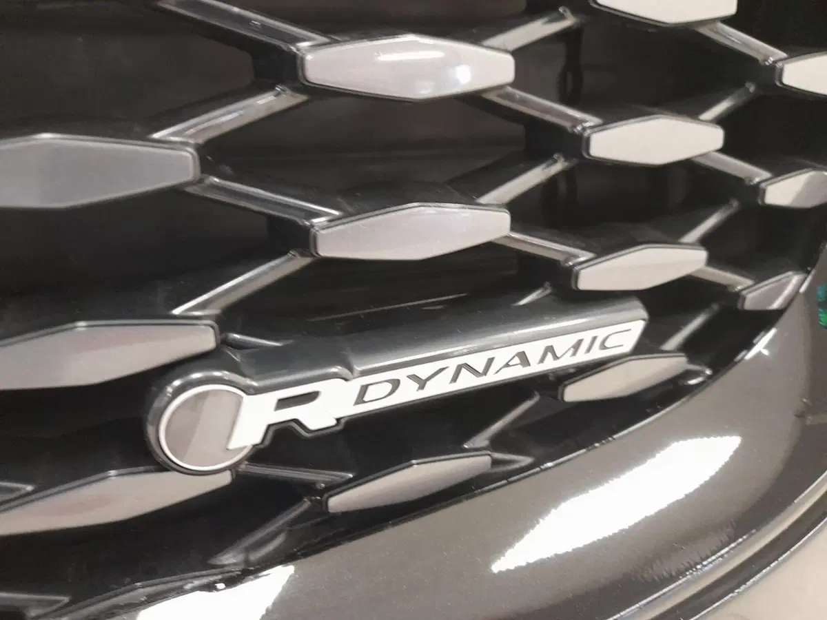 Jaguar E-Pace usata a Alessandria (10)