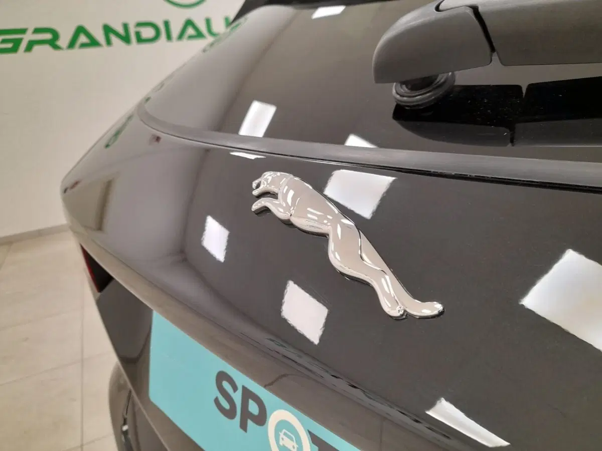 Jaguar E-Pace usata a Alessandria (8)