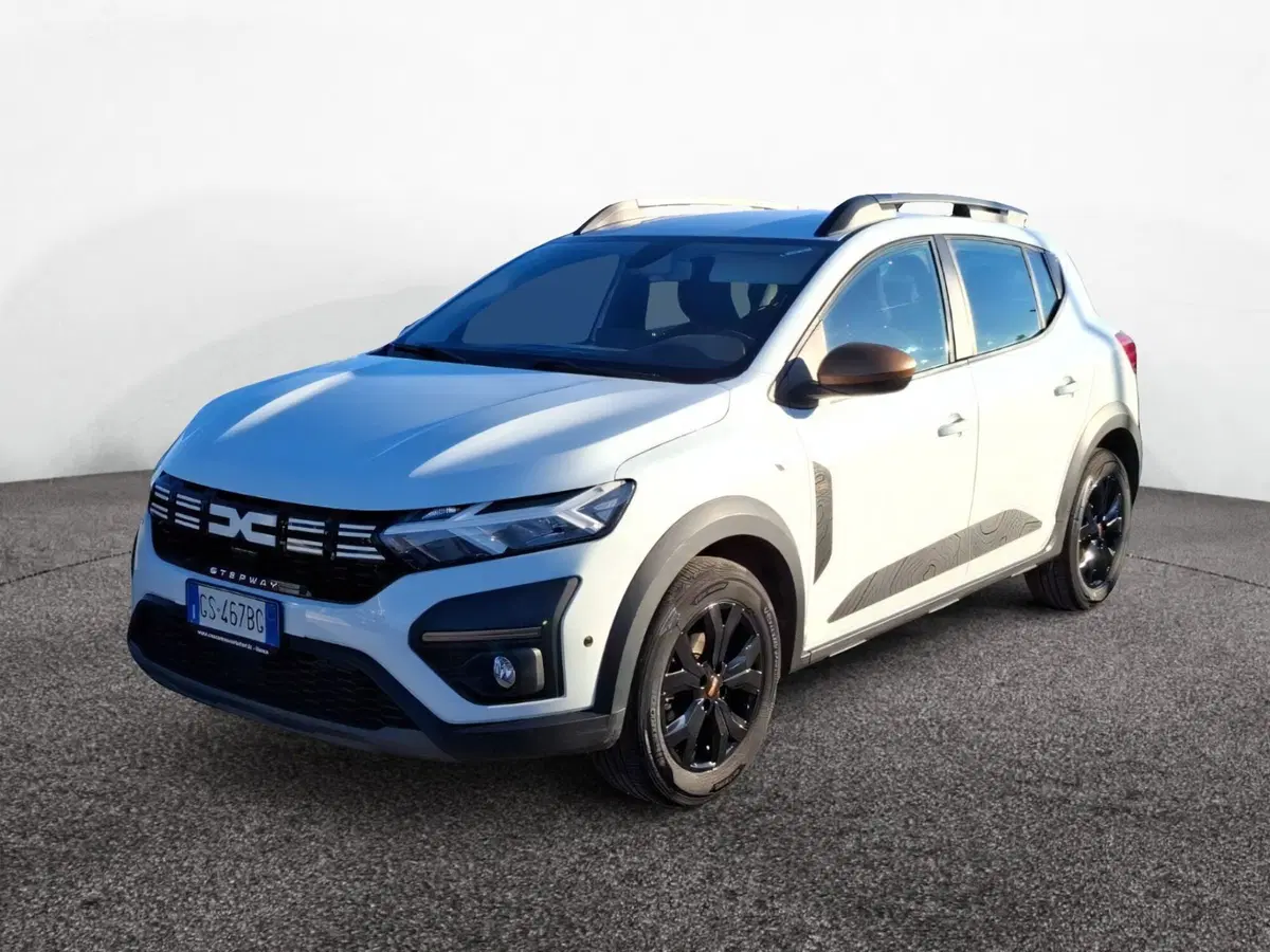 Dacia Sandero usata a Latina