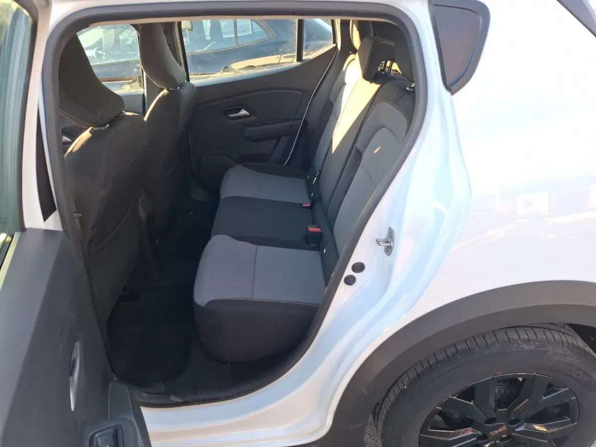 Dacia Sandero usata a Latina (18)
