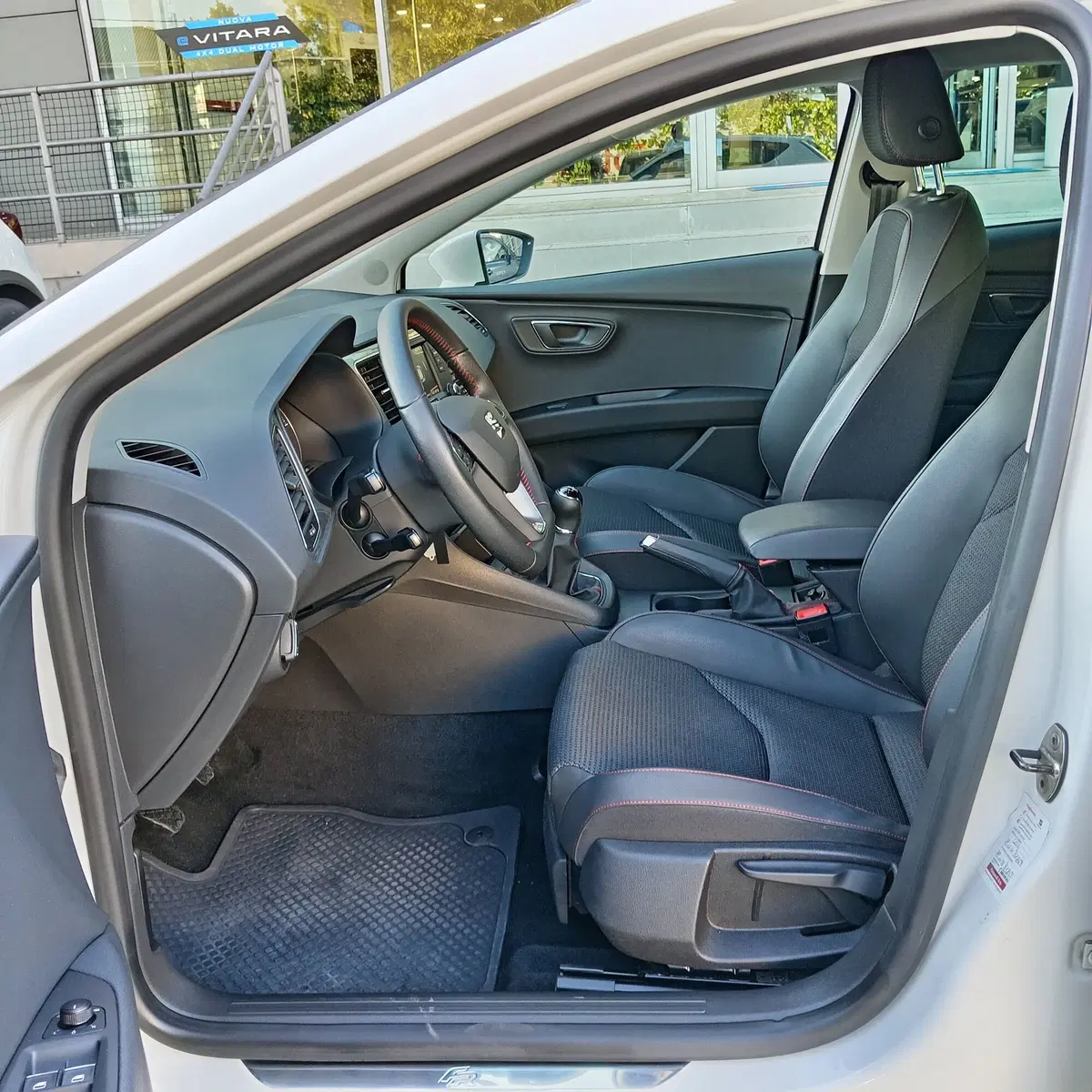 SEAT Leon usata a L'Aquila (5)