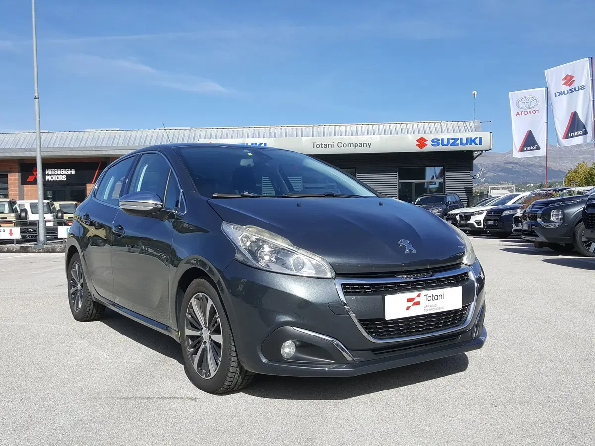 Peugeot 208 usata a L'Aquila (3)