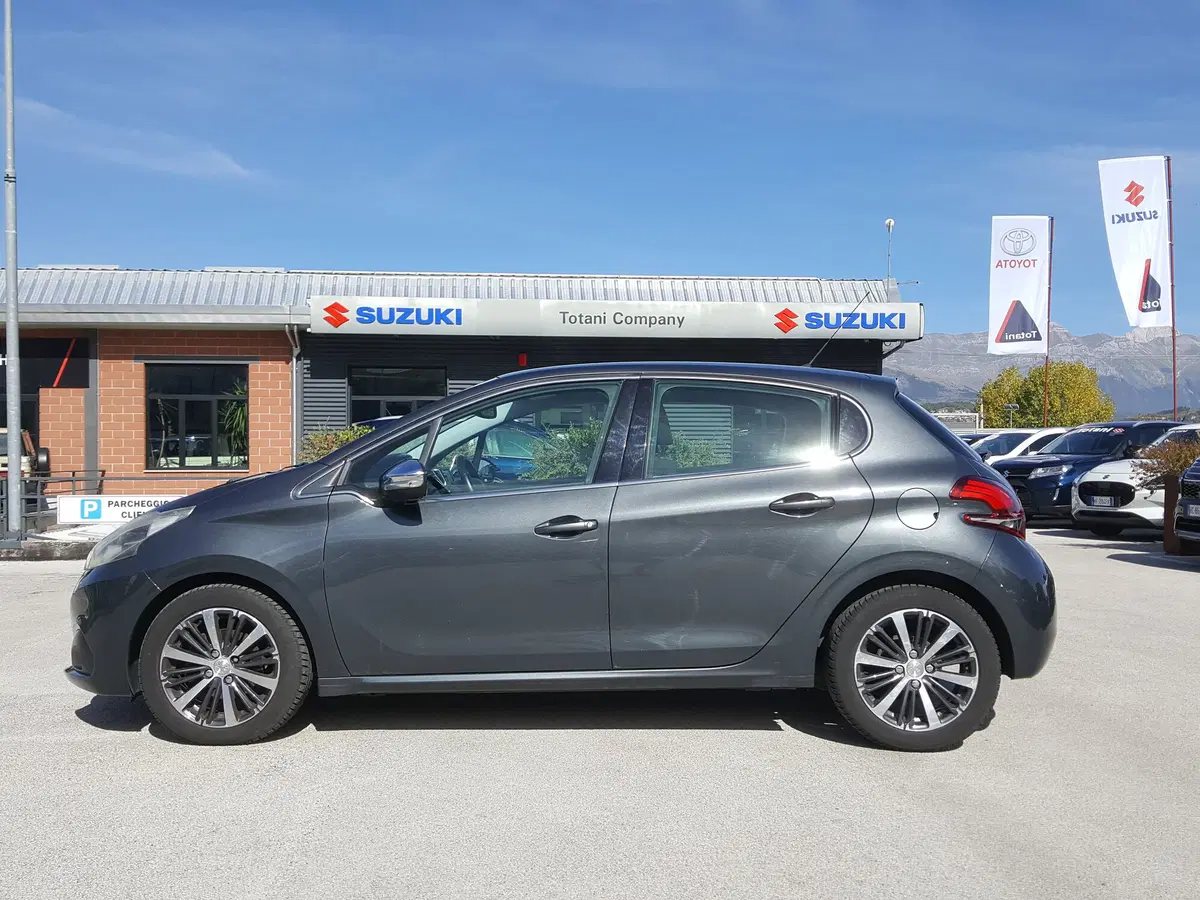 Peugeot 208 usata a L'Aquila (6)