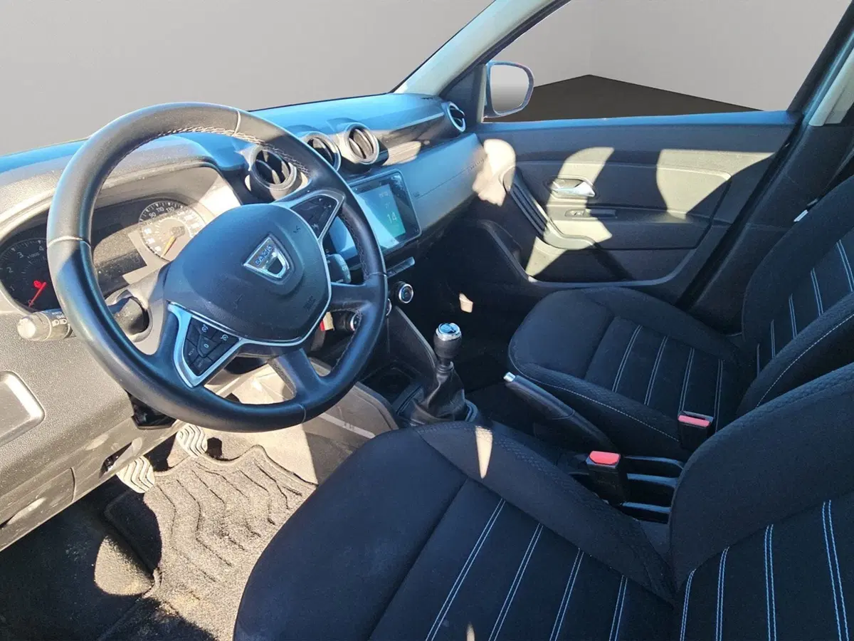 Dacia Duster usata a Macerata (9)