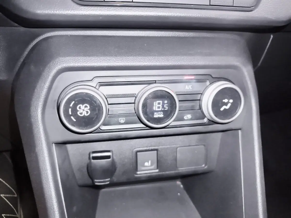Dacia Sandero usata a Vicenza (19)