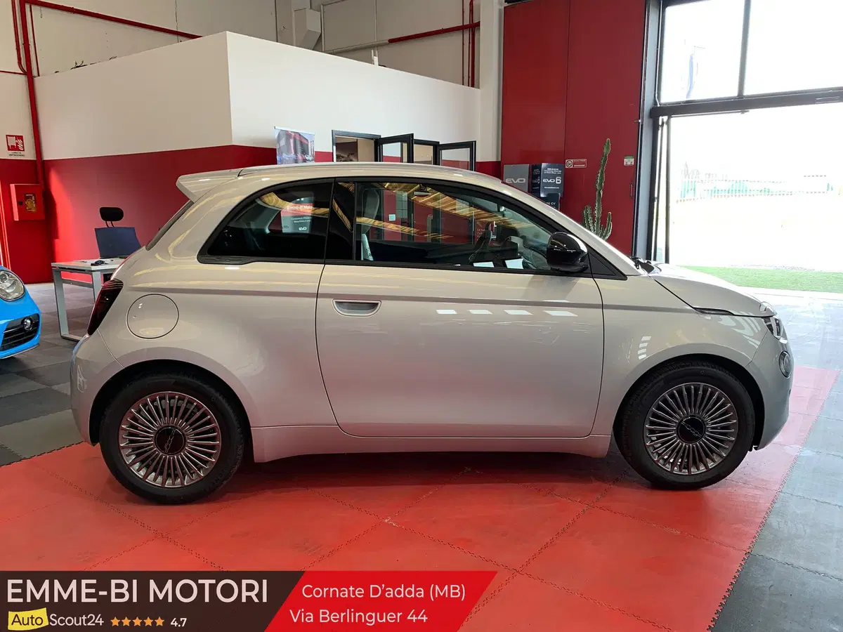 Fiat 500 nuova a Monza e Brianza (4)