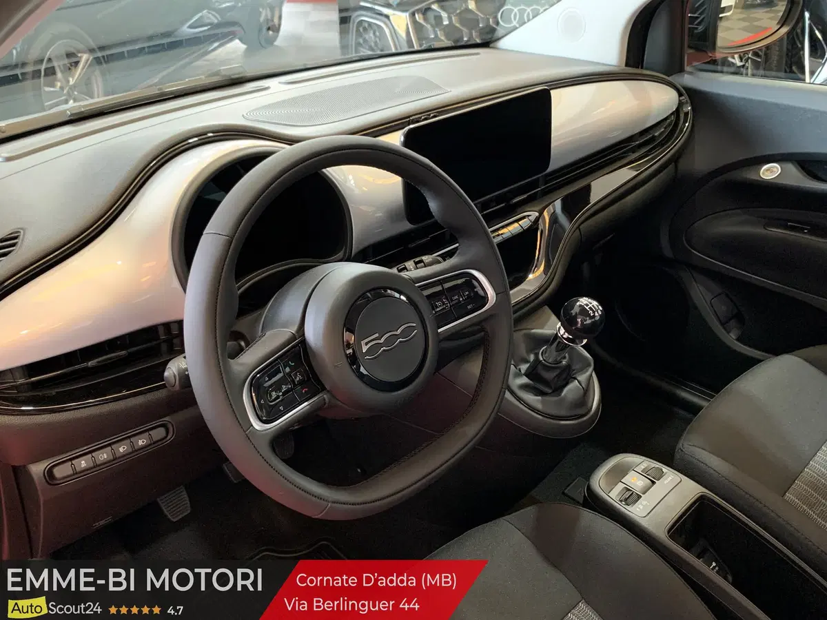 Fiat 500 nuova a Monza e Brianza (8)