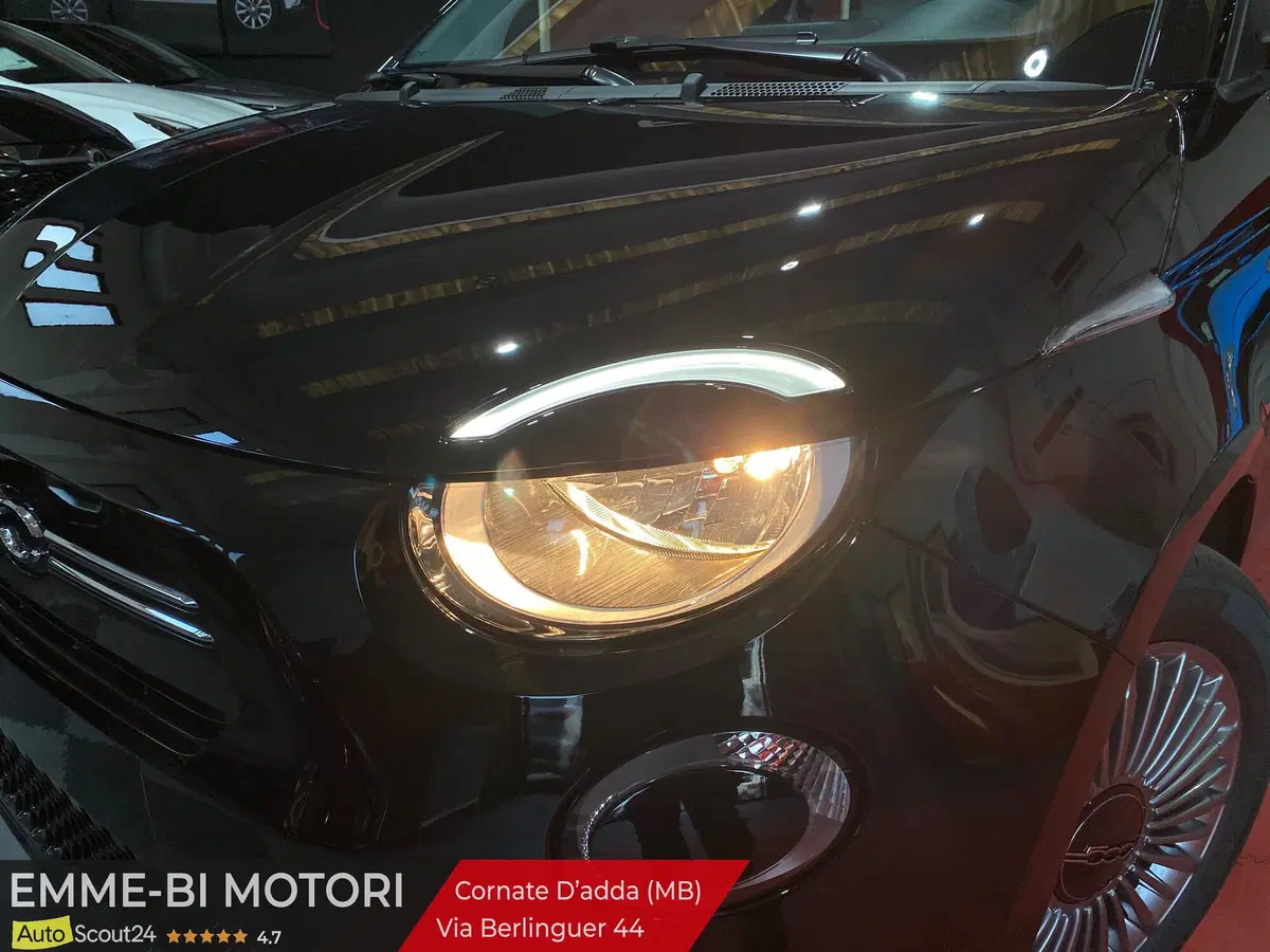 Fiat 500 nuova a Monza e Brianza (18)