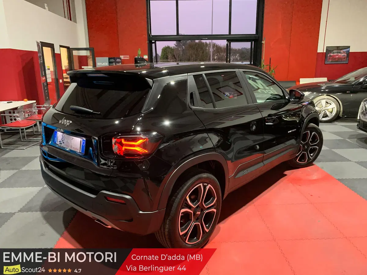 Jeep Avenger nuova a Monza e Brianza (2)
