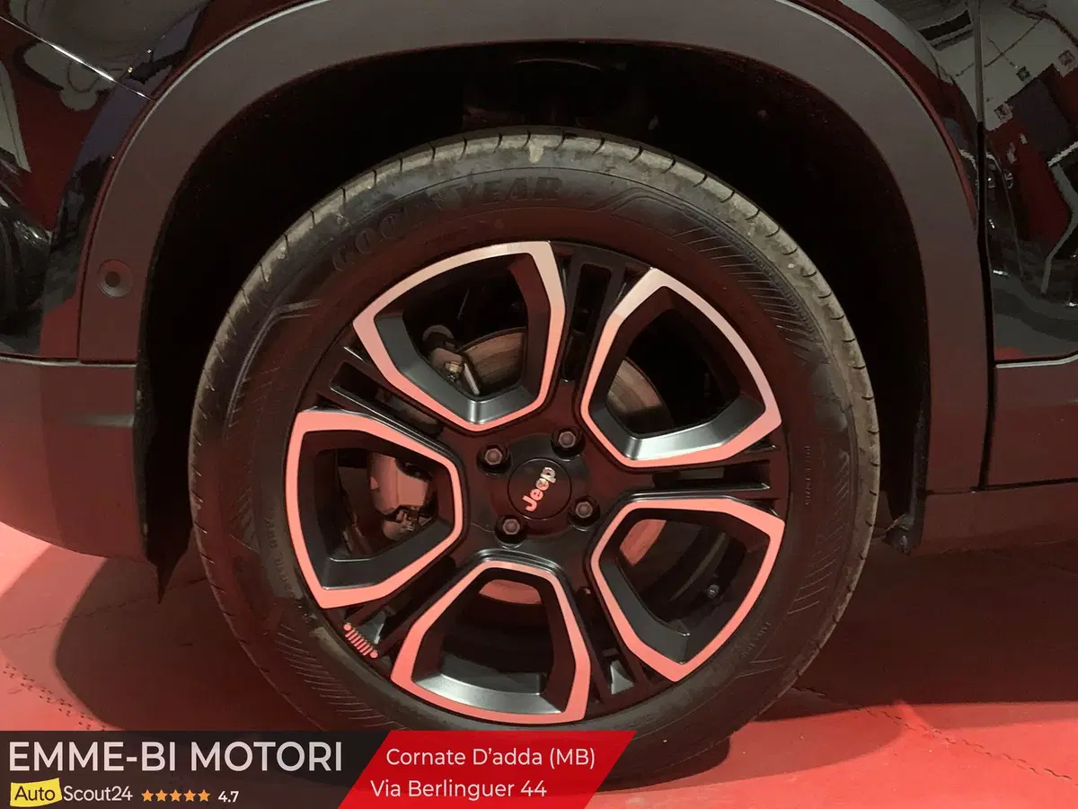 Jeep Avenger nuova a Monza e Brianza (5)