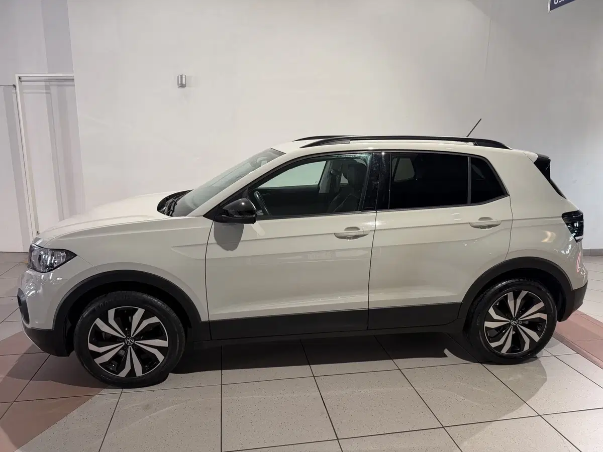 Volkswagen T-Cross usata a Genova (2)