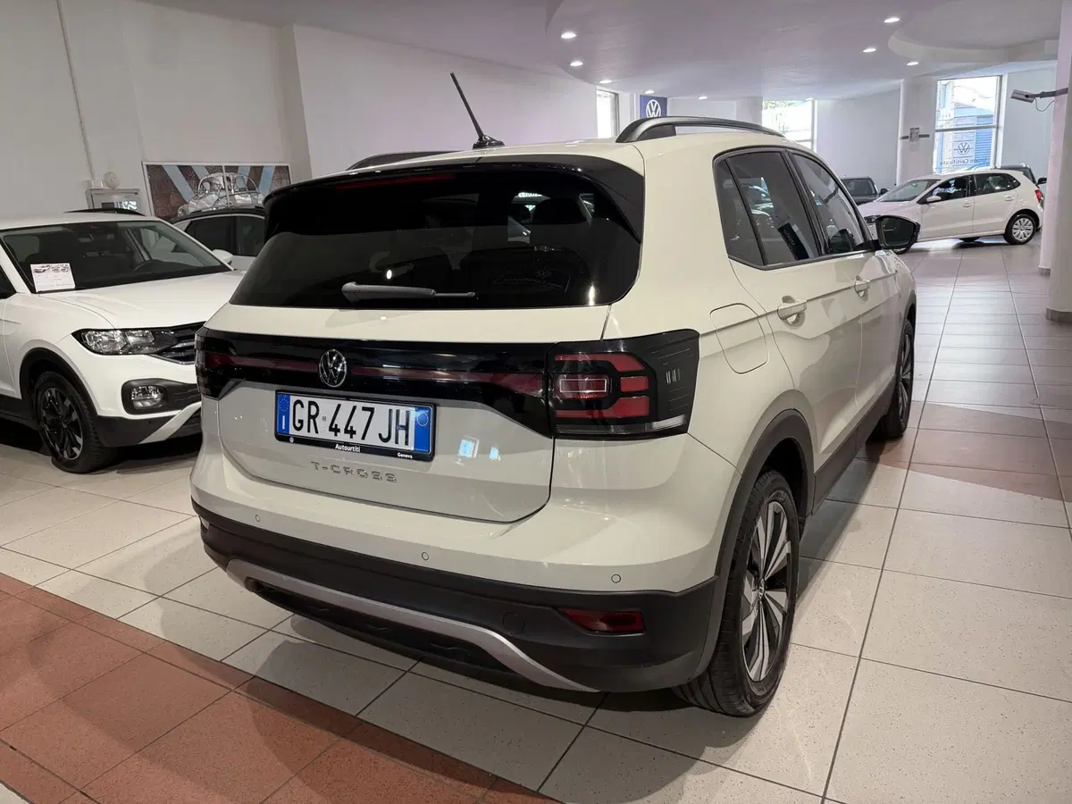 Volkswagen T-Cross usata a Genova (5)
