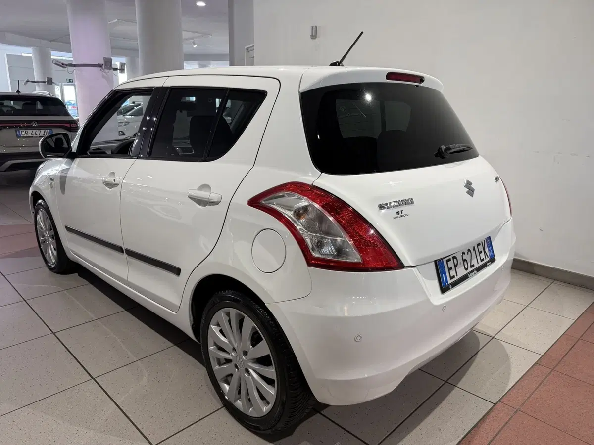 Suzuki Swift usata a Genova (3)