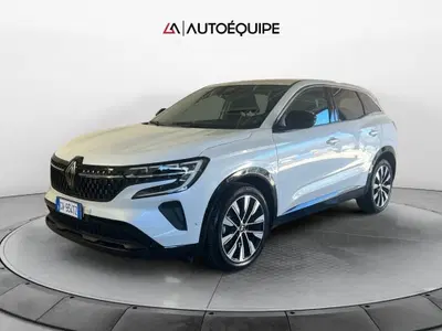 Renault Austral 1.2 full hybrid Techno 200cv auto del 2024 usata a Marino