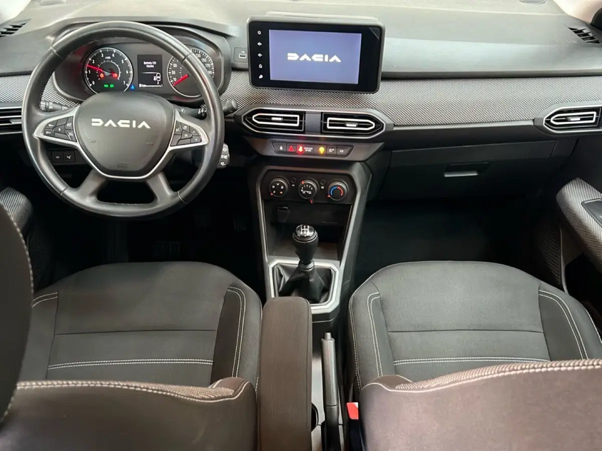 Dacia Sandero Streetway usata a Roma (11)