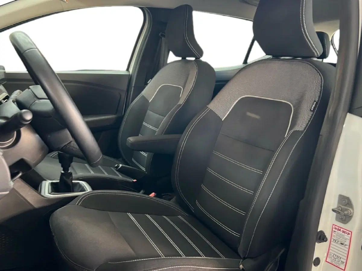 Dacia Sandero Streetway usata a Roma (12)