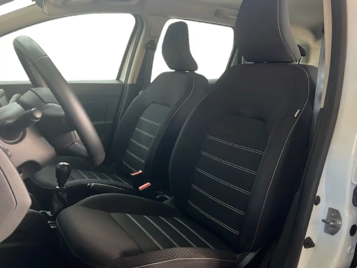 Dacia Duster usata a Roma (12)