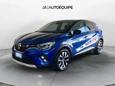 Renault Captur 1.6 full hybrid Techno 145cv auto del 2024 usata a Roma