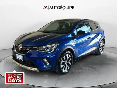 Renault Captur 1.6 full hybrid Techno 145cv auto del 2023 usata a Roma