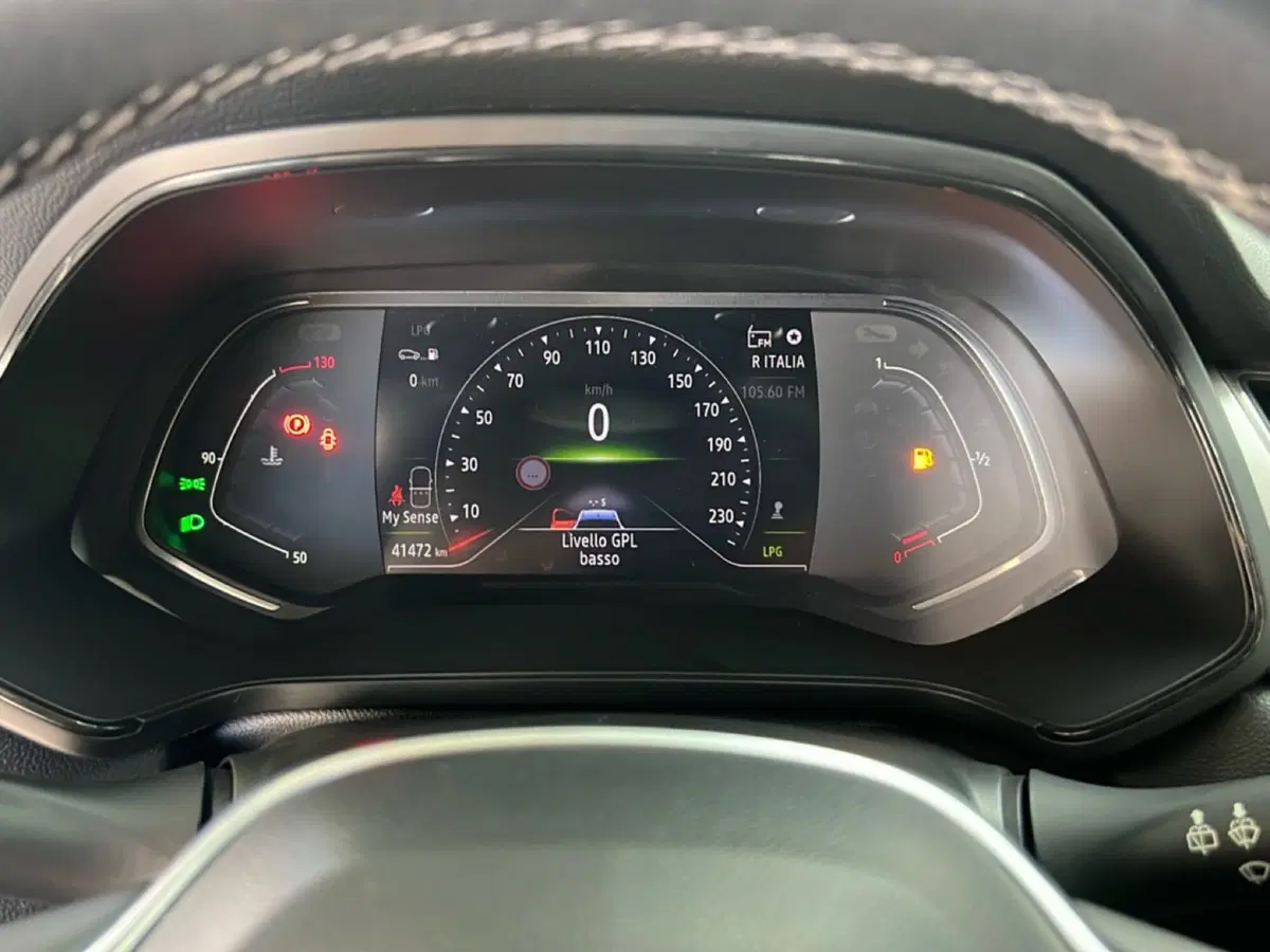 Renault Captur usata a Roma (13)