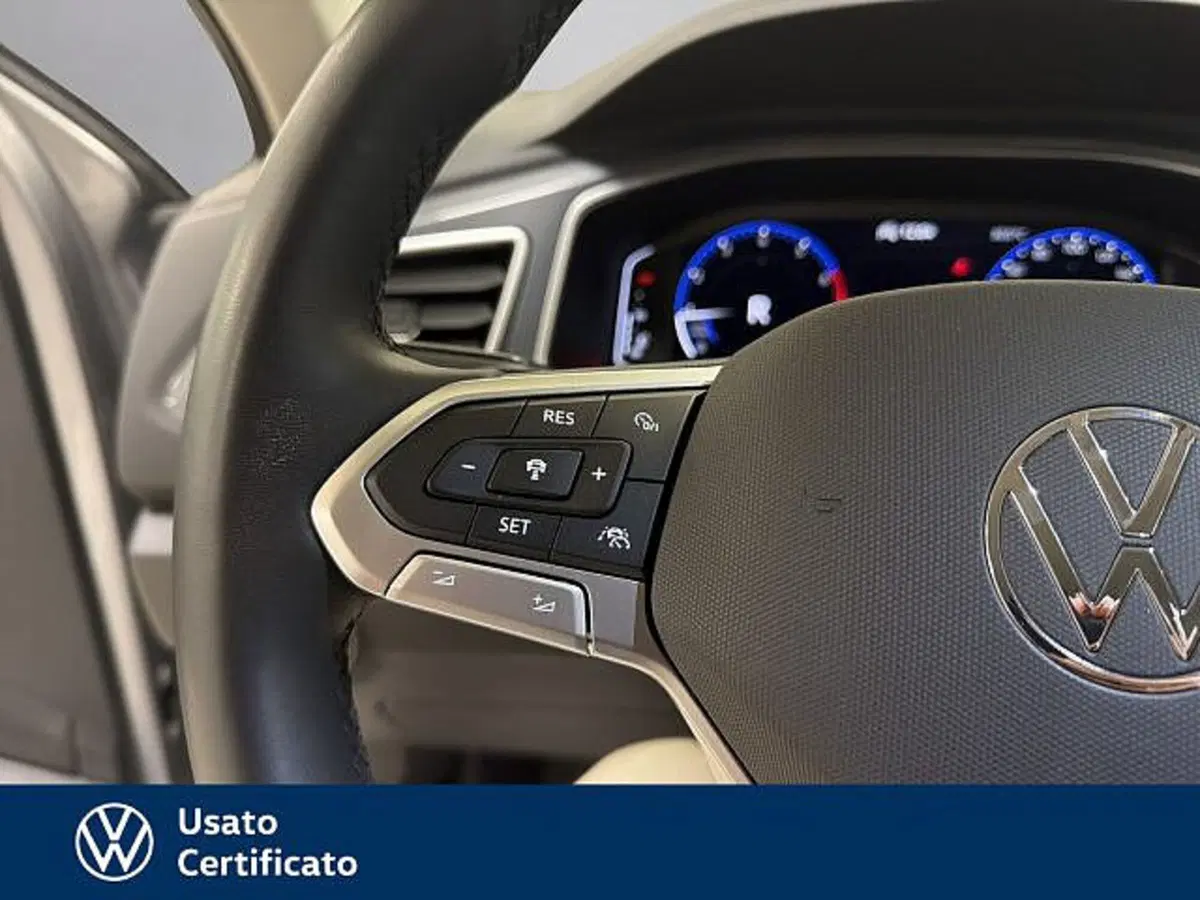 Volkswagen T-Roc usata a Vicenza (16)