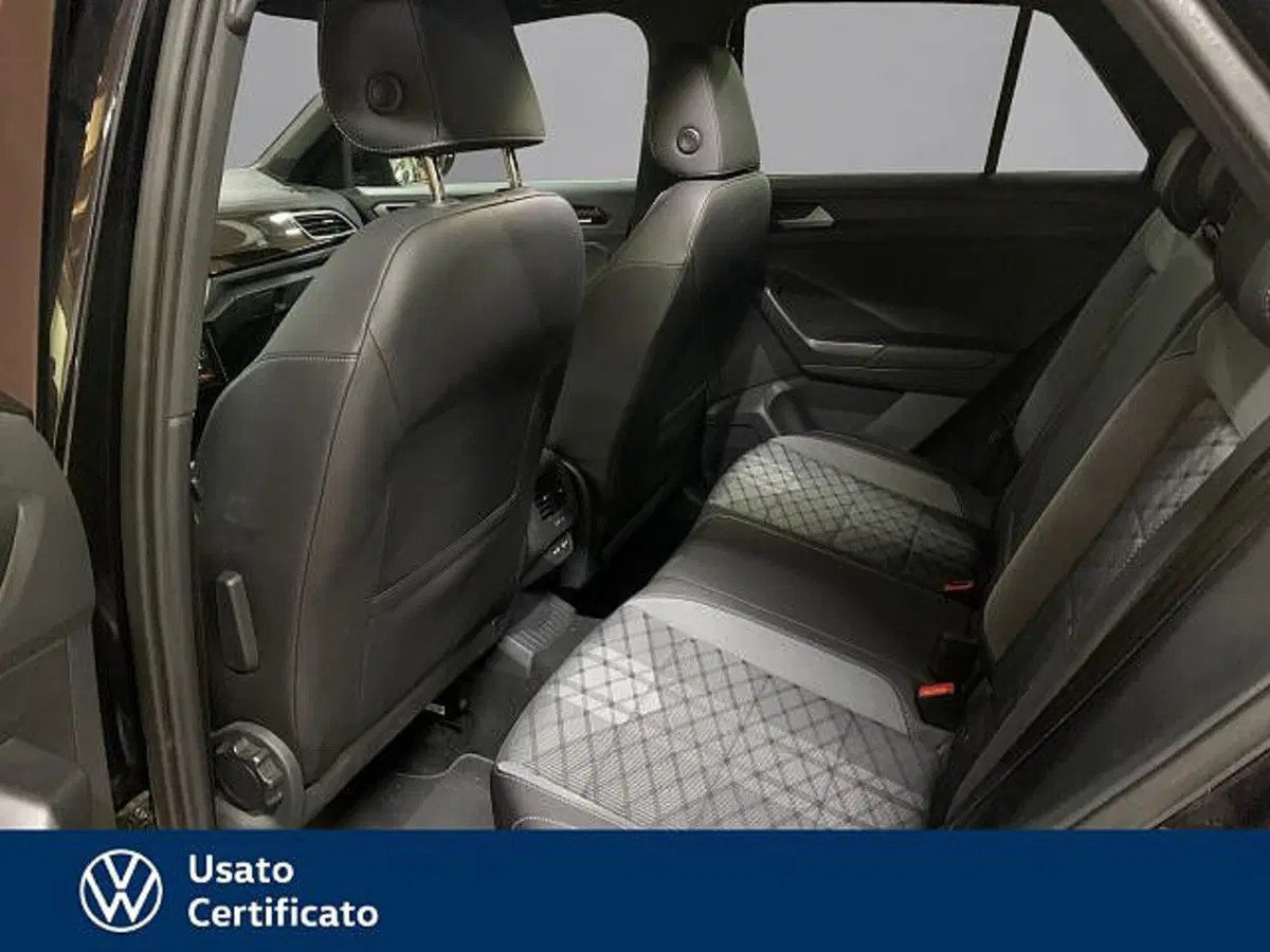 Volkswagen T-Roc usata a Vicenza (12)
