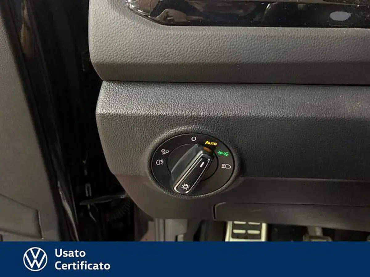 Volkswagen T-Roc usata a Vicenza (16)