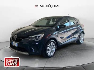 Renault Captur Full Hybrid E-Tech 145 CV Evolution del 2023 usata a Roma