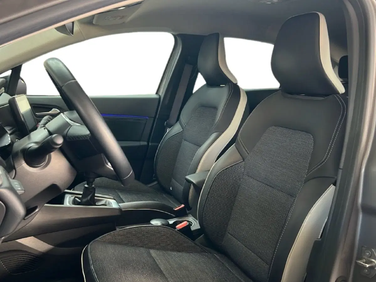 Renault Captur usata a Roma (12)