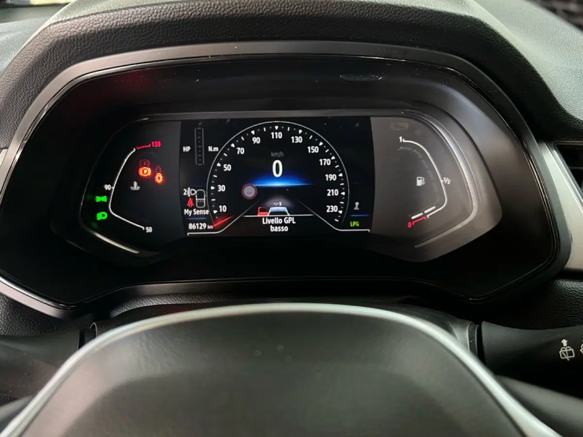 Renault Captur usata a Roma (13)