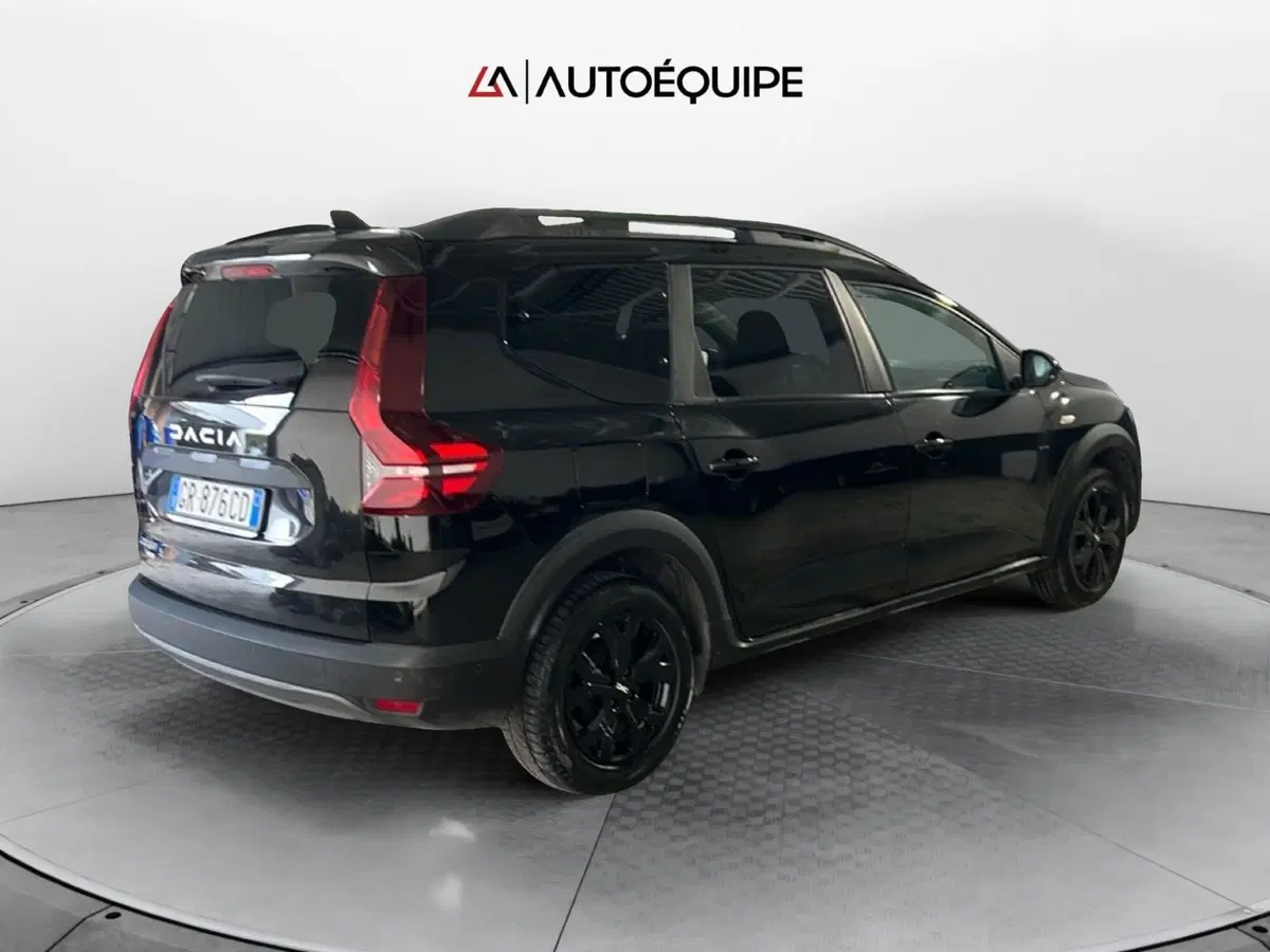 Dacia Jogger usata a Roma (5)