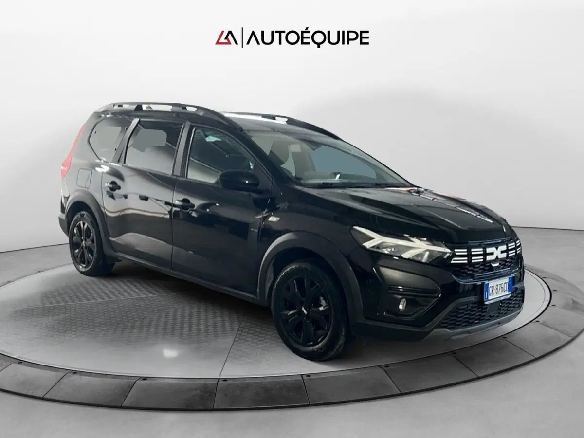 Dacia Jogger usata a Roma (7)