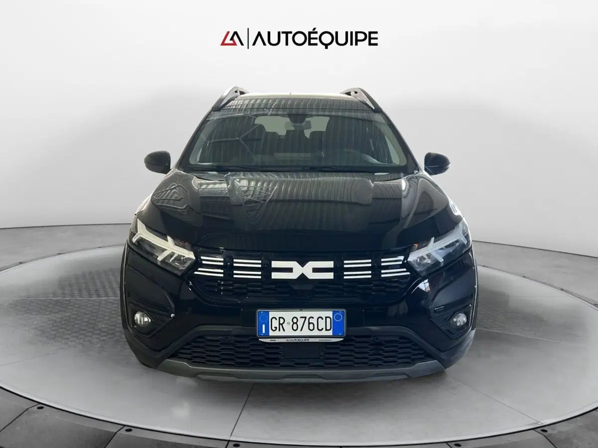 Dacia Jogger usata a Roma (8)