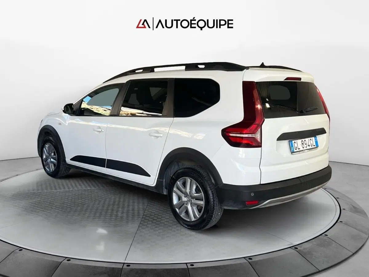 Dacia Jogger usata a Roma (3)