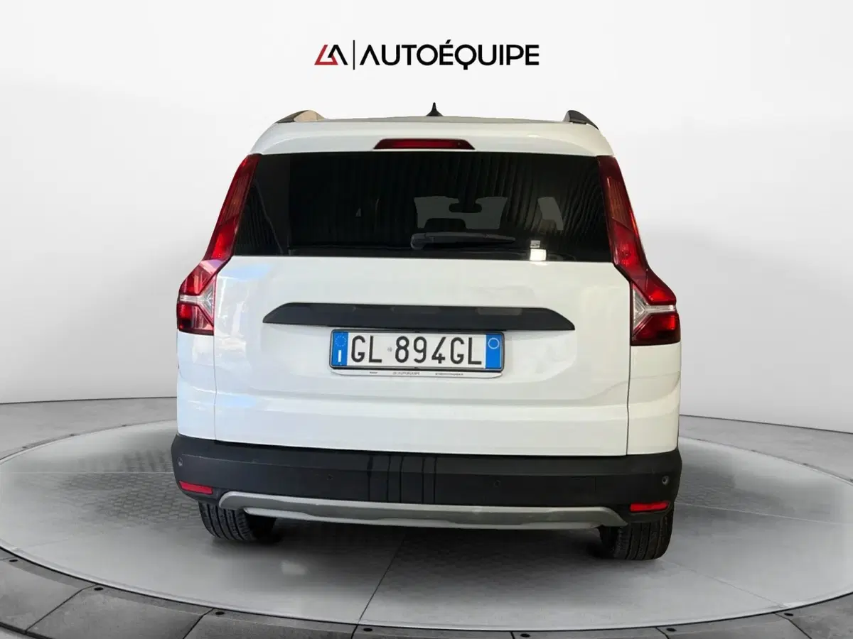 Dacia Jogger usata a Roma (4)