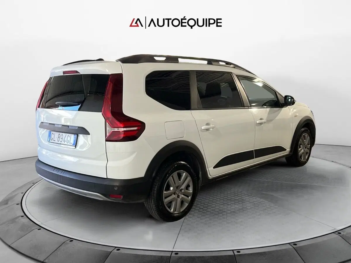 Dacia Jogger usata a Roma (5)