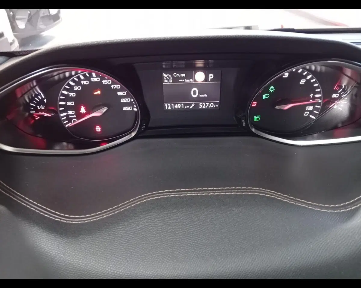Peugeot 308 usata a Alessandria (10)