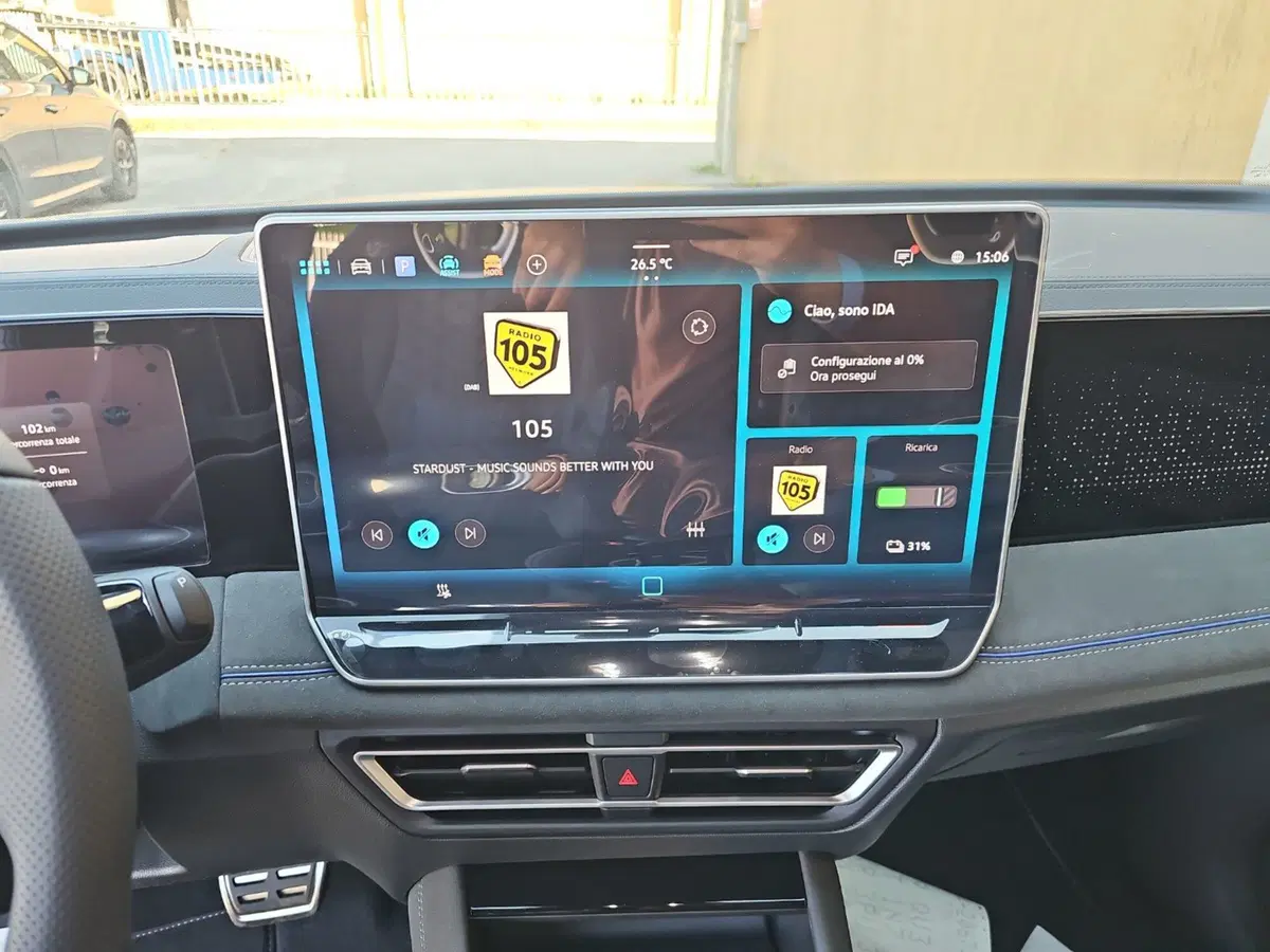 Volkswagen Tiguan nuova a Lecco (13)