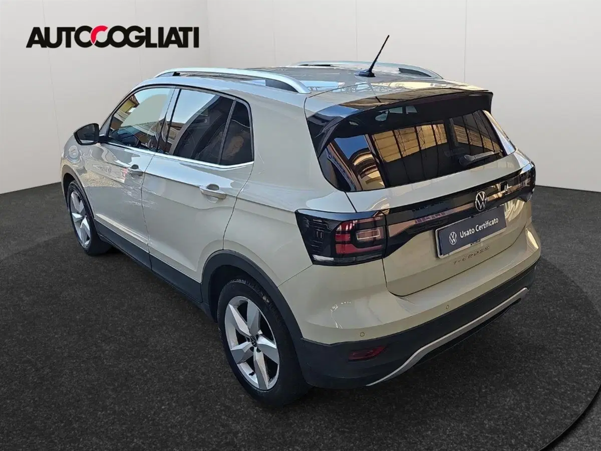 Volkswagen T-Cross usata a Lecco (5)