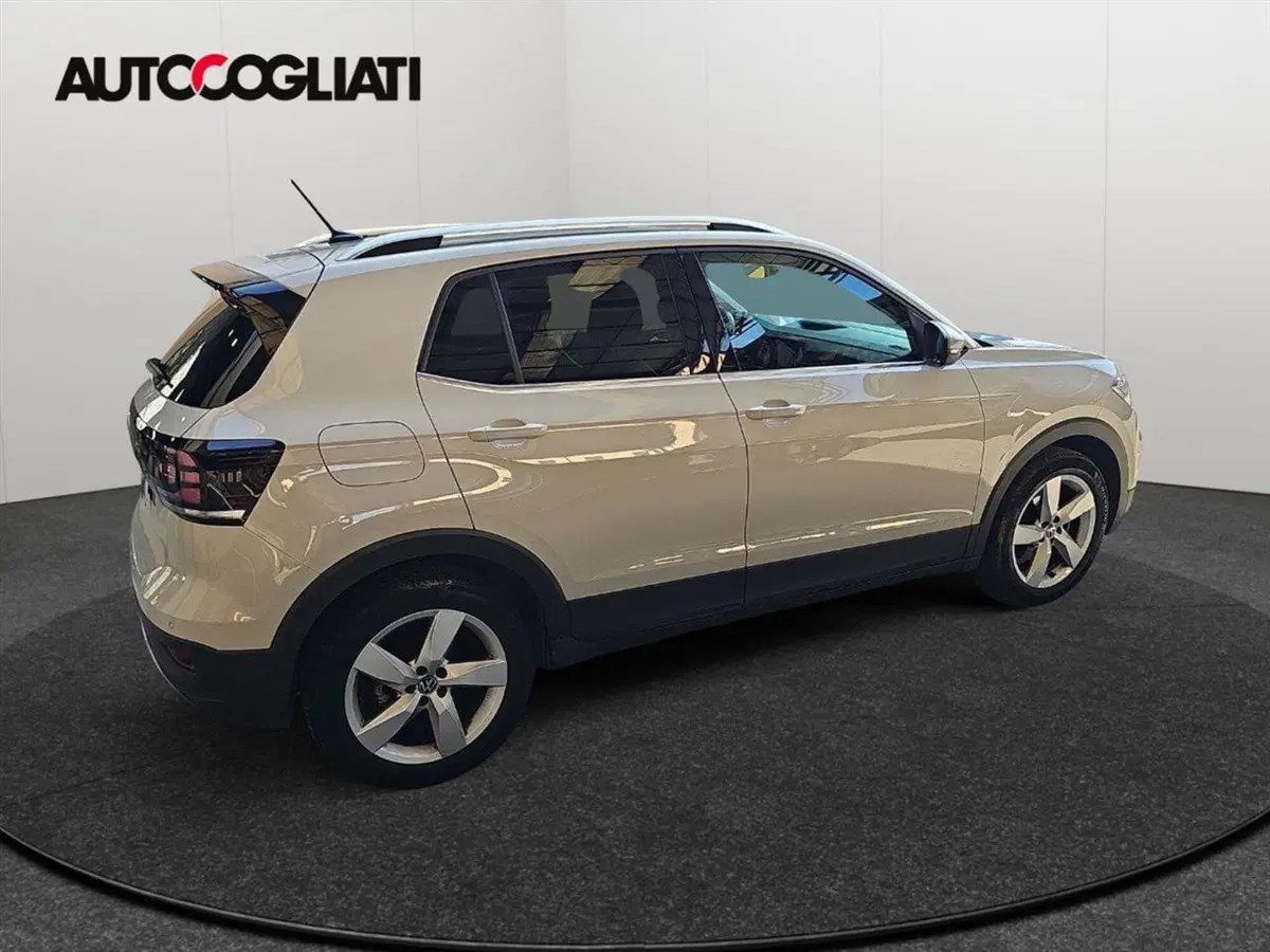 Volkswagen T-Cross usata a Lecco (8)