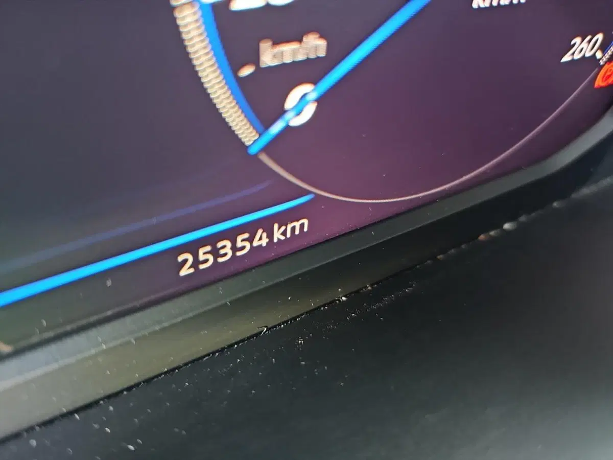 Volkswagen T-Roc usata a Lecco (15)