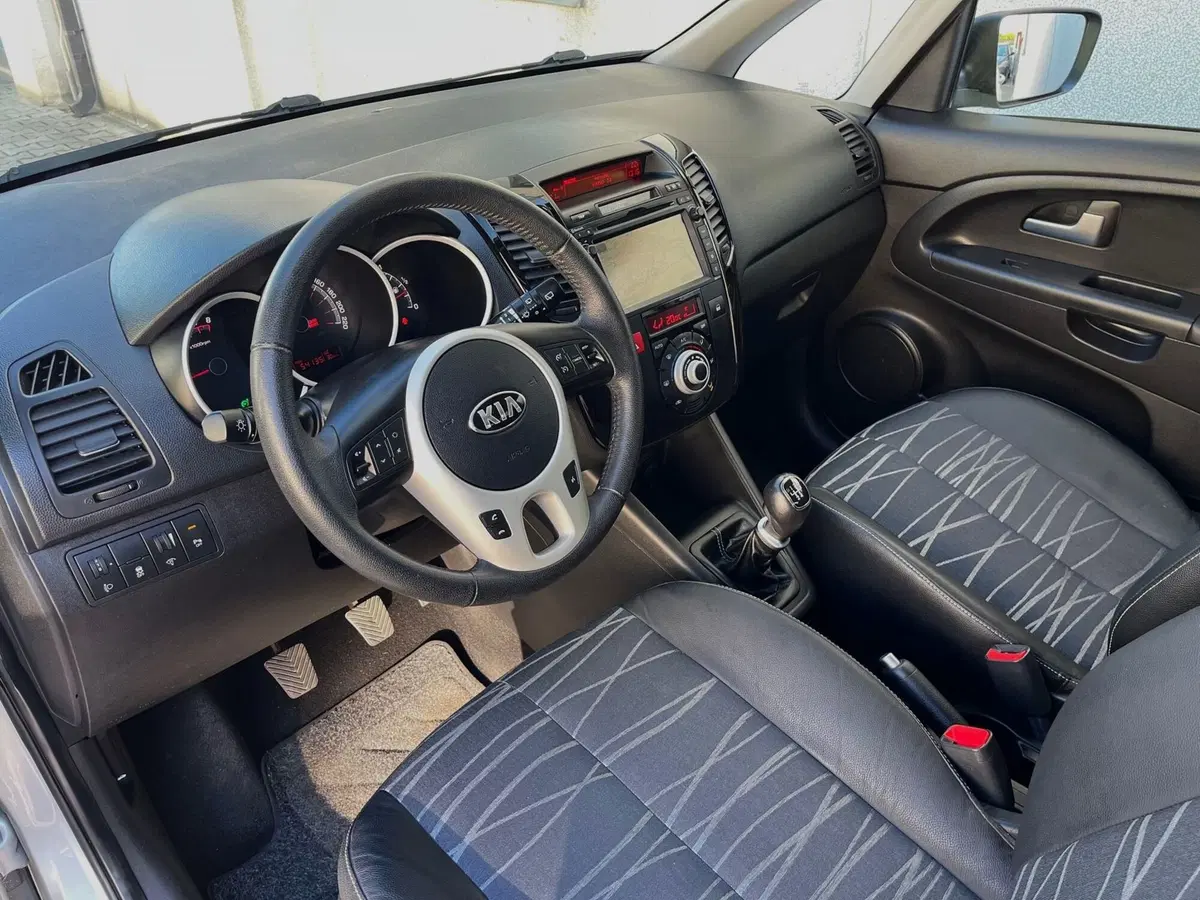 Kia Venga usata a Ferrara (10)