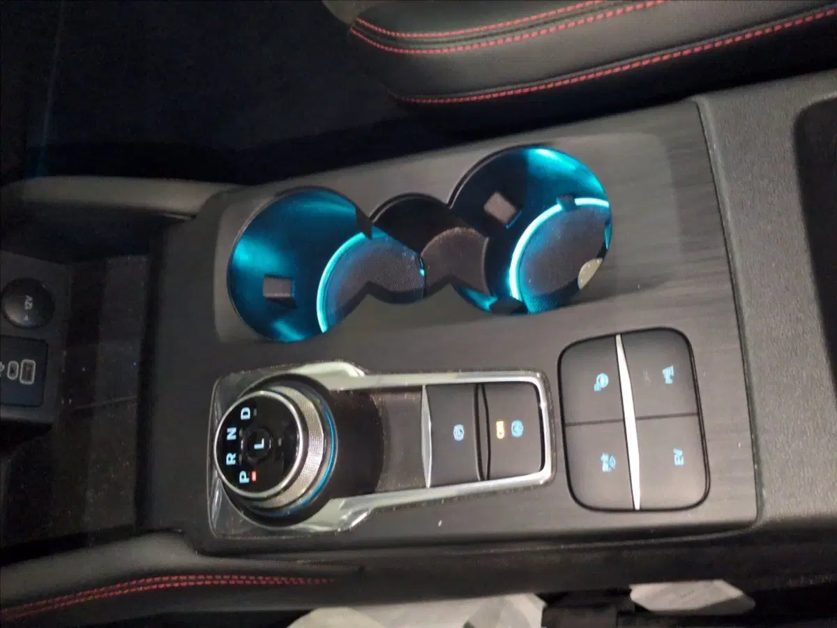 Ford Kuga usata a Milano (13)