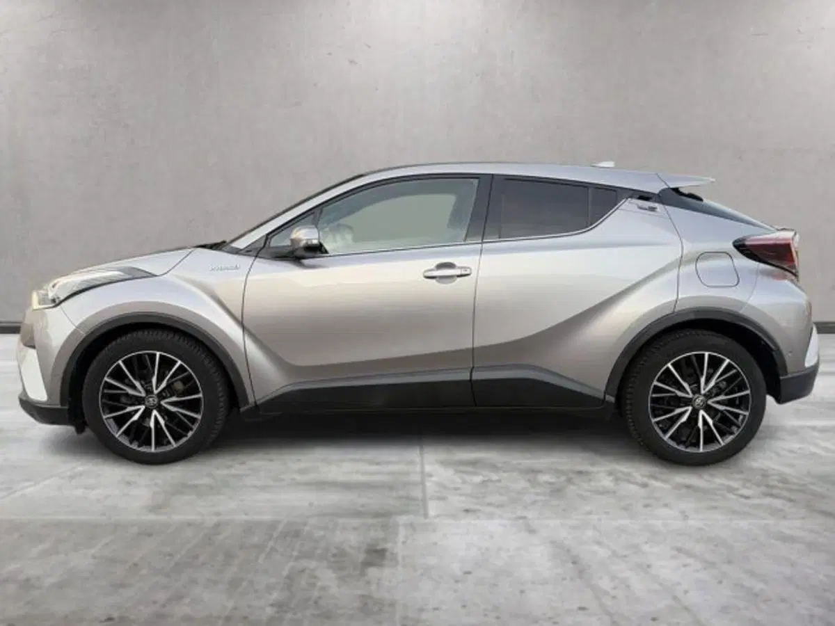 Toyota Toyota C-HR usata a Sassari (3)