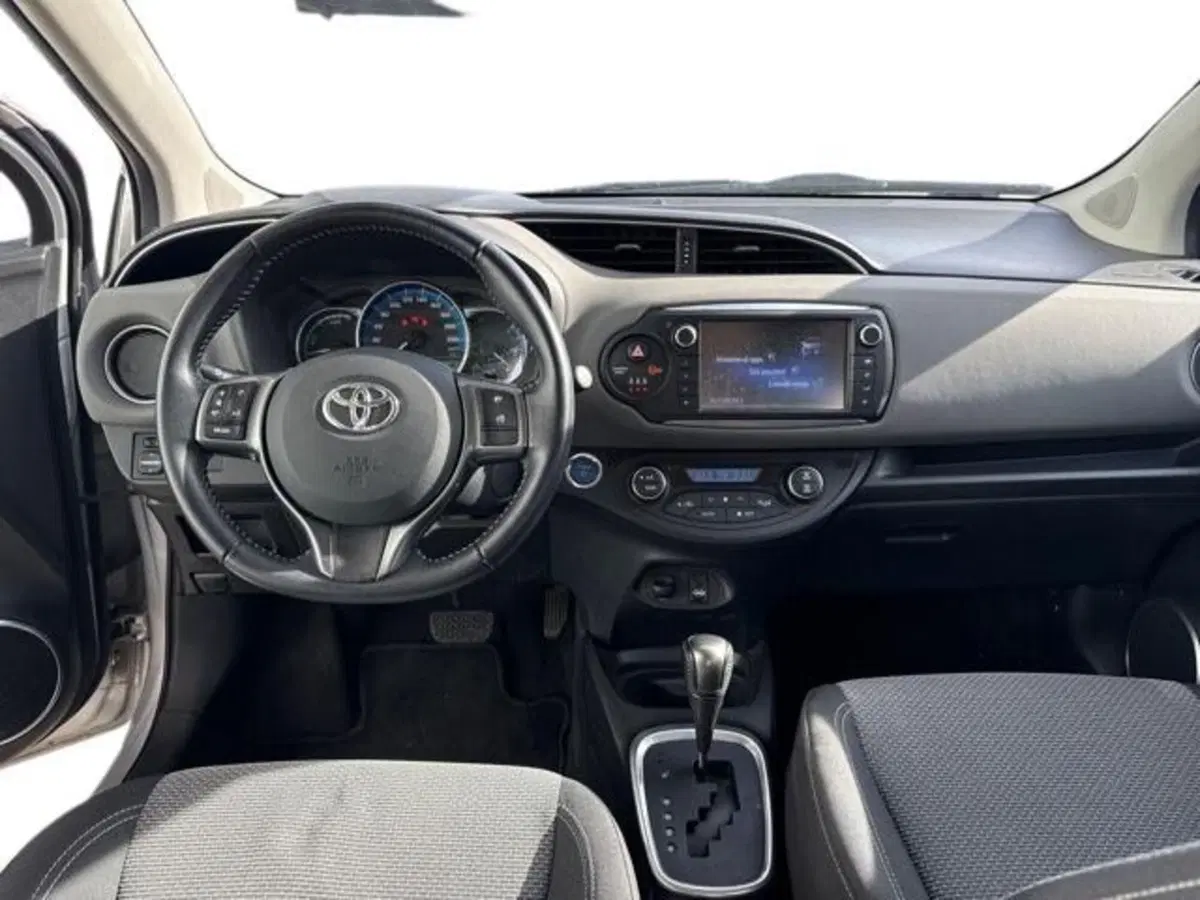 Toyota Yaris usata a Sassari (7)