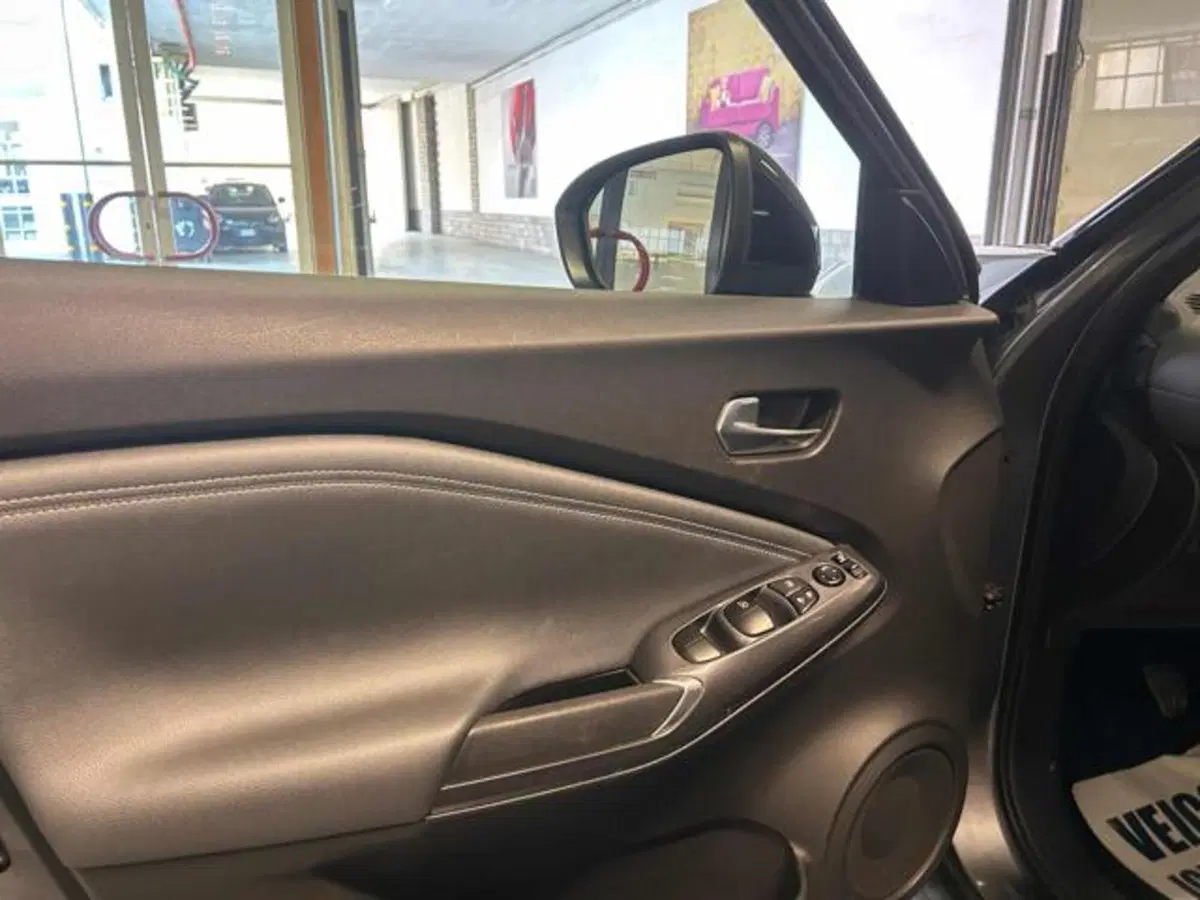 Nissan Juke usata a Vercelli (12)