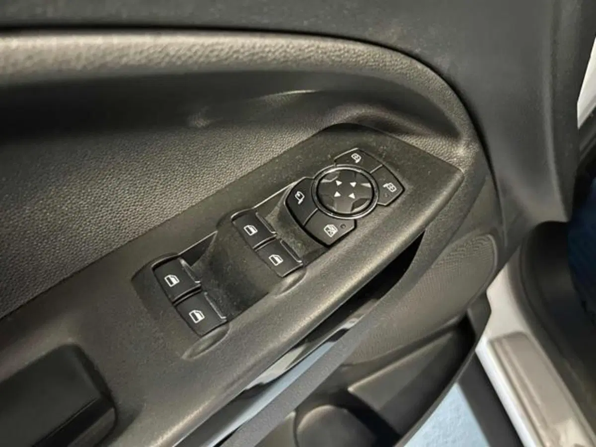 Ford EcoSport usata a Vercelli (11)