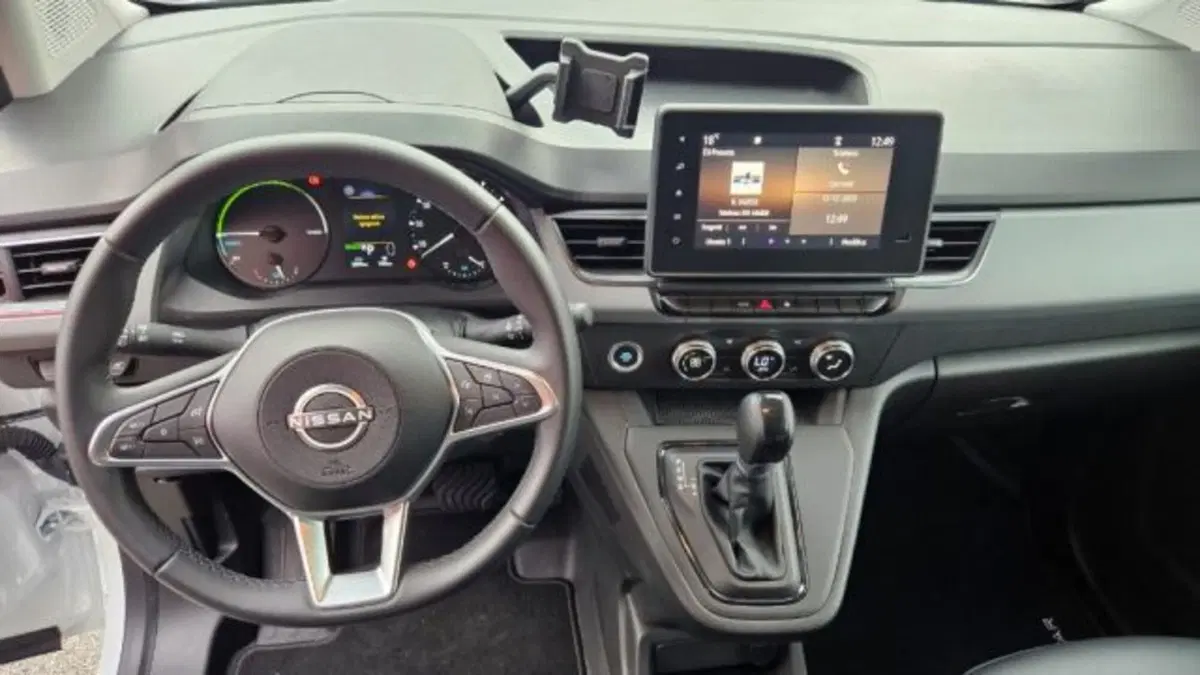 Nissan Townstar usata a Lucca (10)