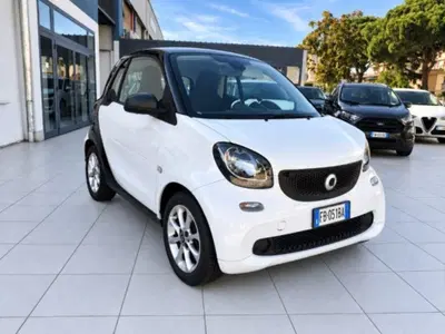 smart Fortwo 70 1.0 twinamic Youngster del 2015 usata a Firenze