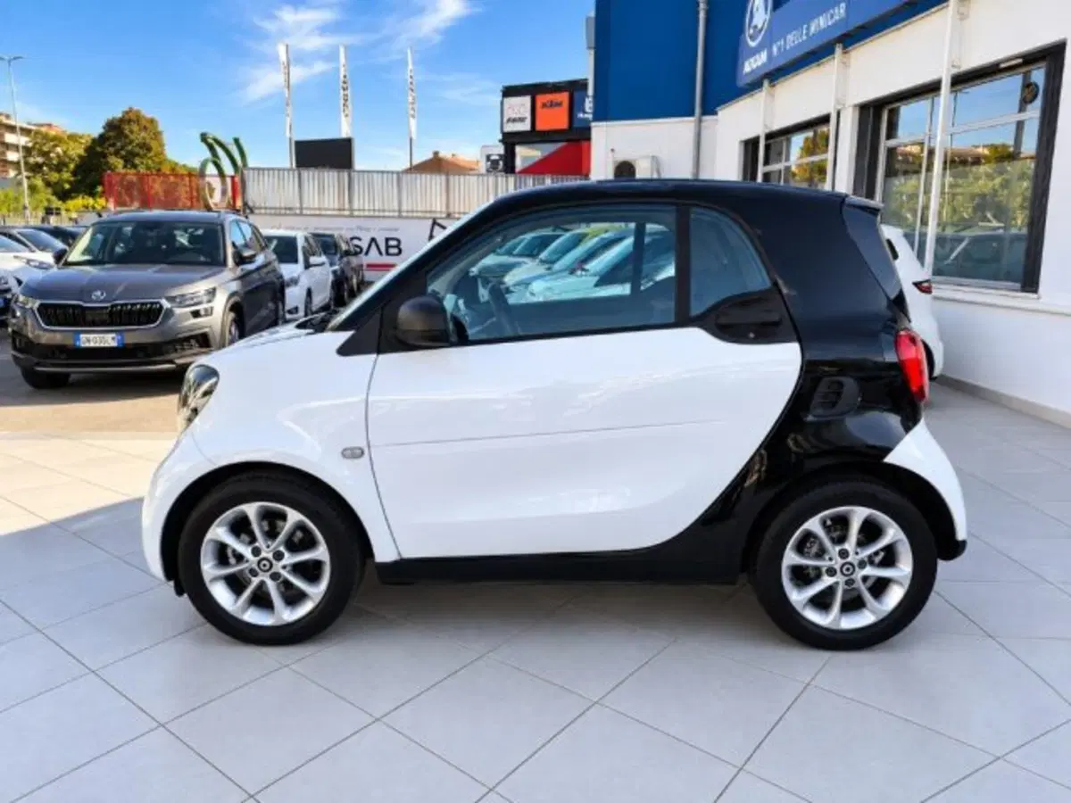 smart Fortwo usata a Firenze (4)
